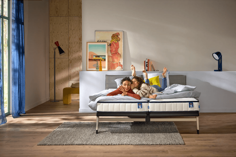 Auping bed met twee personen – modern designbed met comfortabel matras